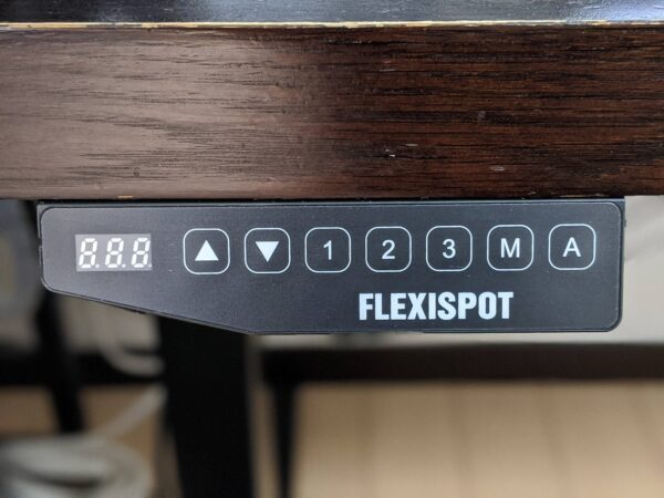 コの字型FlexiSpot E7 Proは揺れる？使用感レビューと失敗しない組み立て方